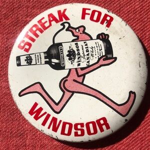 Streak for Windsor Canadian whisky pin